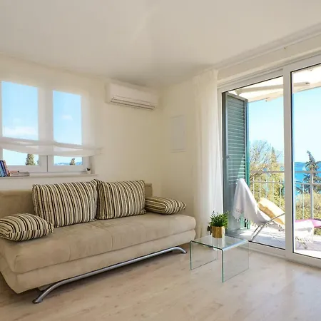 Mar Deluxe Lägenhet