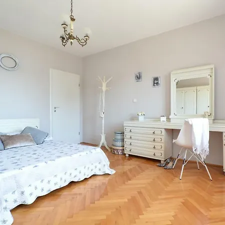 Mar Deluxe